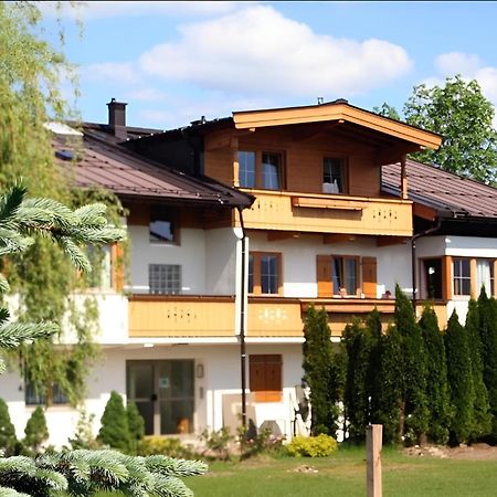 Appartement Steinbock Санкт-Йоганн-ін-Тіроль Екстер'єр фото
